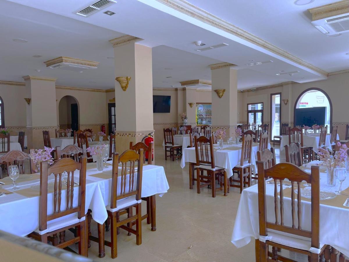 Hotel Sol Sanlucar Sanlúcar la Mayor Exterior foto